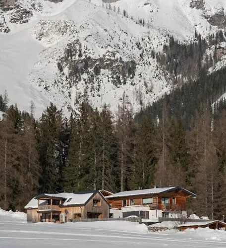 Adlernest 아파트 *